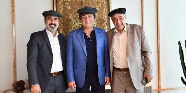 6ab5fd9d-7606-409d-9fed-c42fde17d00b